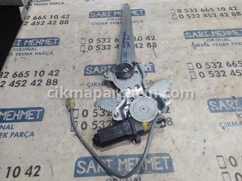 Toyota Land Cruiser Sağ Ön Cam Krikosu çıkma parça