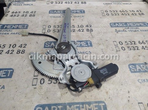 Toyota Land Cruiser Cam Krikosu çıkma parça