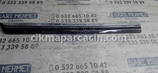 Volkswagen Passat Kapı Bandı & Çıtası çıkma parça