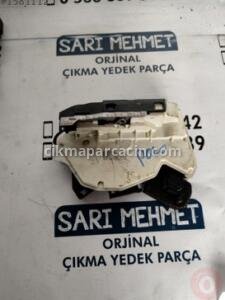 ÇIKMA VOLKSWAGEN POLO SAĞ ARKA KAPI KİLİT – Konya Çıkma Parça
