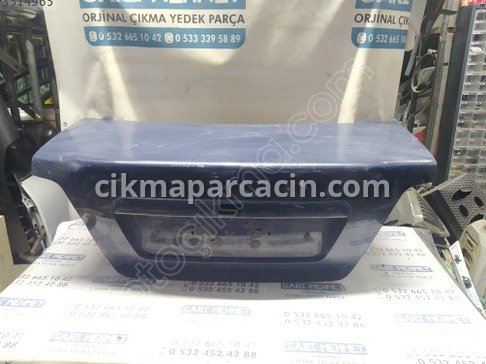 Volvo S40 Bagaj Kapağı çıkma parça