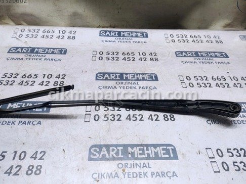 Volvo V70 Silecek Kolu çıkma parça