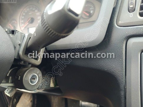 Volvo V70 Silecek Kolu çıkma parça