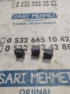 ÇIKMA VW AUDİ 646 5 AYAKLI MİKRO RÖLE 4H0951253C – Konya Çıkma Parça