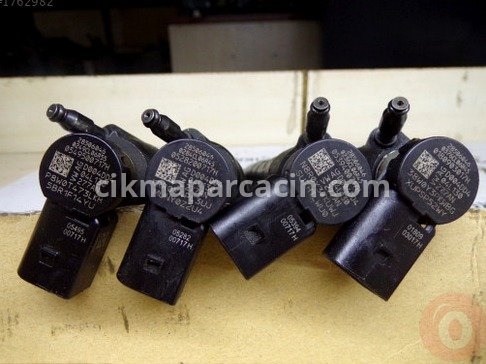Audi A4 Enjektör çıkma parça