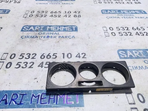 Volkswagen Bora Gösterge Çerçevesi çıkma parça - SARI MEHMET OTO YEDEK PARÇA Konya