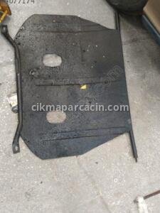 ÇIKMA VW BORA MOTOR ALT MUHAFAZA – Konya Çıkma Parça