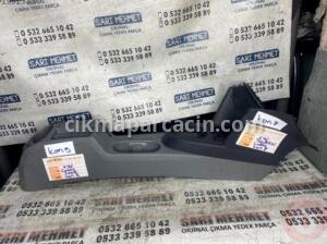 ÇIKMA VW CADDY 2009 2012 ORTA KONSOL – Konya Çıkma Parça