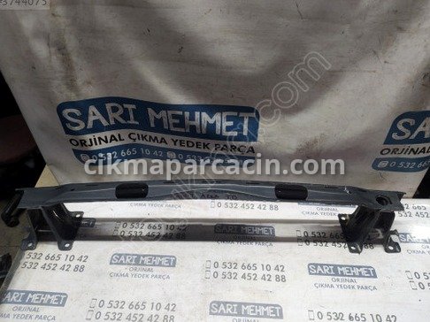 Volkswagen Caddy Tampon Demiri çıkma parça