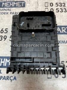 ÇIKMA VW CADDY GOLF JETTA A3 1K0 937 125 D SİGORTA KUTUSU – Konya Çıkma Parça