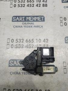 ÇIKMA VW CADDY SAĞ ÖN CAM MOTORU 1T0959702 1K0959792C – Konya Çıkma Parça