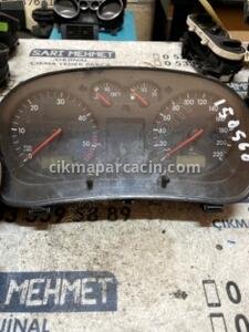 ÇIKMA VW GOLF 4 BORA 1J0 920 801E 1J0920801E KİLOMETRE SAATİ – Konya Çıkma Parça