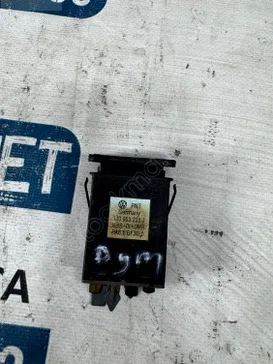 Volkswagen Bora Flaşör Düğmesi çıkma parça