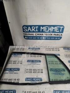 ÇIKMA VW GOLF 4 SOL ARKA KAPI KELEBEK CAMI 43R-000980 – Konya Çıkma Parça