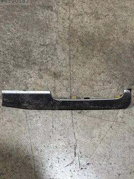 Volkswagen Golf Kapı Bandı & Çıtası çıkma parça - SARI MEHMET OTO YEDEK PARÇA Konya