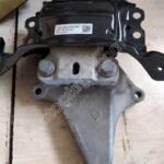 Volkswagen Golf Motor Takozu & Kulağı çıkma parça - SARI MEHMET OTO YEDEK PARÇA Konya