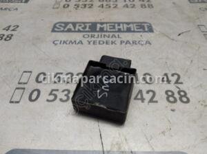 ÇIKMA VW GOLF 7 PASSAT SÜPER B MAZOT POMPASI RÖLESİ 5Q0906121F – Konya Çıkma Parça