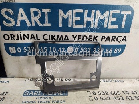Volkswagen Golf Teyp Çerçevesi çıkma parça