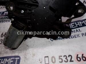 ÇIKMA VW GOLF VI 2009-2012 ARKA SİLECEK MOTORU 0 390 201 216 – Konya Çıkma Parça