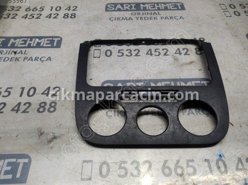 Volkswagen Jetta Teyp Çerçevesi çıkma parça