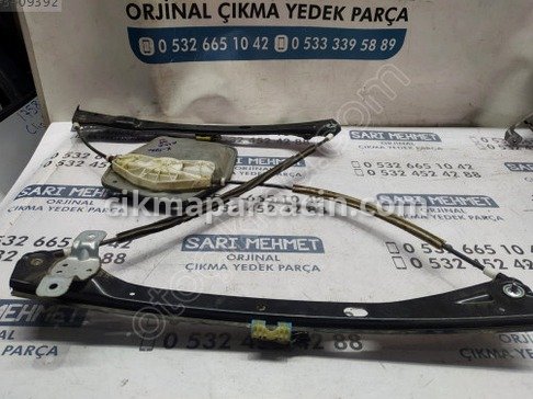 Volkswagen Jetta Cam Krikosu çıkma parça