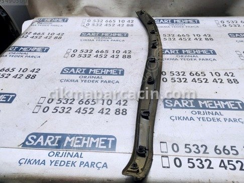 Volkswagen Jetta Kapı Bandı & Çıtası çıkma parça