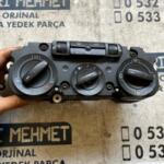 Volkswagen Passat Klima Kontrol Paneli çıkma parça - SARI MEHMET OTO YEDEK PARÇA Konya
