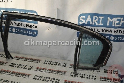 Volkswagen Passat Kelebek Camı çıkma parça