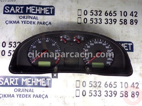 Volkswagen Passat Gösterge Paneli çıkma parça