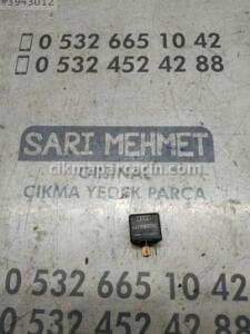 ÇIKMA VW PASSAT B5 KLİMA RÖLESİ 267 – Konya Çıkma Parça