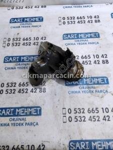 ÇIKMA VW PASSAT B5 SAĞ MOTOR TAKOZU ALT BRAKETİ 4B0199352 – Konya Çıkma Parça