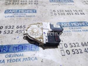 ÇIKMA VW PASSAT B6 B7 ARKA CAM MOTORU 3C8959795 – Konya Çıkma Parça