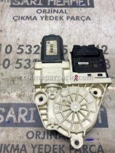 ÇIKMA VW PASSAT B6 B7 SAĞ ARKA CAM MOTORU 3C0959794 – Konya Çıkma Parça
