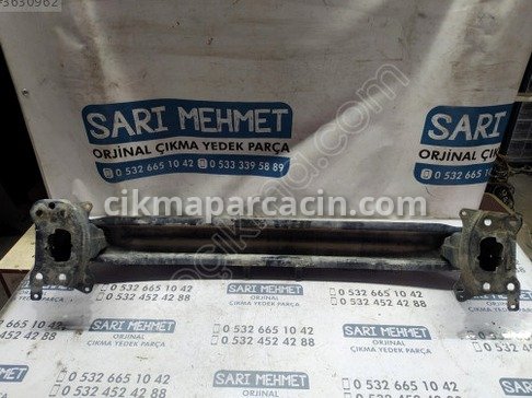 Volkswagen Passat Tampon Demiri çıkma parça