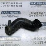 Volkswagen Passat Hava Filtresi Hortumu çıkma parça - SARI MEHMET OTO YEDEK PARÇA Konya