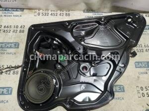 ÇIKMA VW PASSAT B7 SAĞ ARKA CAM KRİKOSU – Konya Çıkma Parça