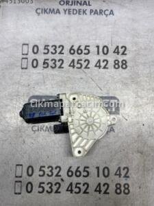 ÇIKMA VW PASSAT B8 SOL ÖN CAM MOTORU 5Q4959801B – Konya Çıkma Parça