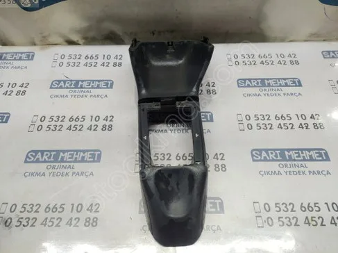 Volkswagen Polo Orta Konsol çıkma parça - SARI MEHMET OTO YEDEK PARÇA Konya