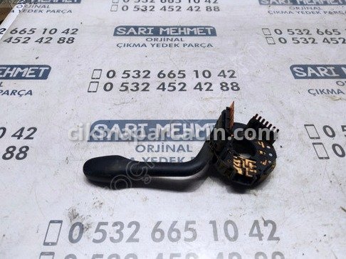 Volkswagen Polo Sinyal Kolu çıkma parça