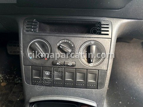 Volkswagen Polo Klima Kontrol Paneli çıkma parça