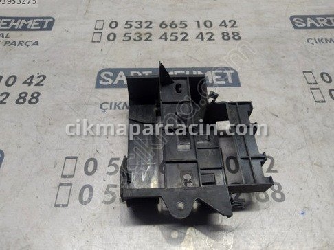 Volkswagen Polo Bağlantı Braketi çıkma parça