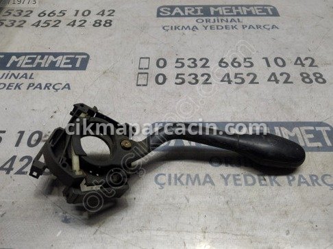 Volkswagen Polo Silecek Kolu çıkma parça