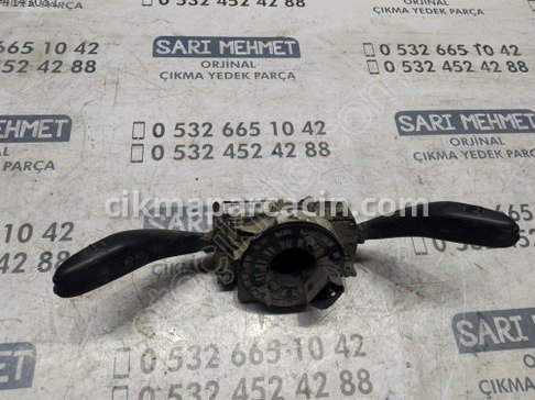 Volkswagen Polo Silecek Kolu çıkma parça