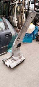 ÇIKMA VW T5 T6 SAĞ ÖN ORTA DİREK – Konya Çıkma Parça