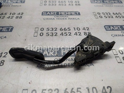 Volkswagen Transporter Pedal çıkma parça