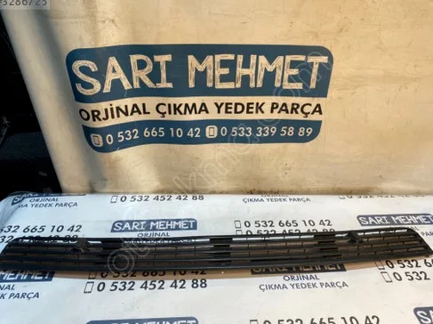 Volkswagen Transporter Tampon Izgarası çıkma parça - SARI MEHMET OTO YEDEK PARÇA Konya