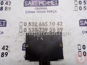 ÇIKMA VW TRANSPORTER T4 MERKEZİ KİLİT VE KONFOR BEYNİ 7D0 95 – Konya Çıkma Parça