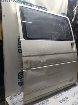 Volkswagen Transporter Sağ Sürgülü Kapı çıkma parça - SARI MEHMET OTO YEDEK PARÇA Konya