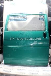 ÇIKMA VW TRANSPORTER T4 SAĞ SÜRGÜLÜ KAPI 1957 – Konya Çıkma Parça