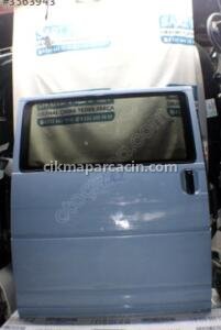 ÇIKMA VW TRANSPORTER T4 SAĞ SÜRGÜLÜ KAPI 1962 – Konya Çıkma Parça